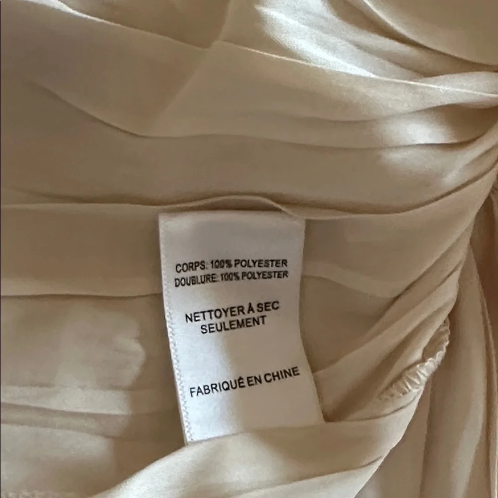 Astr NWT Katie Pleated Tank Top Cream Size Medium - Picture 13 of 13